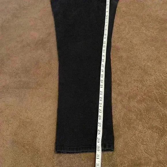 Style Co Woman Black Straight Leg Jeans Slim Cut 16W - Picture 7 of 10